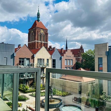 Old Town Neptun Apartments By Noclegi Renters Gdansk Bagian luar foto