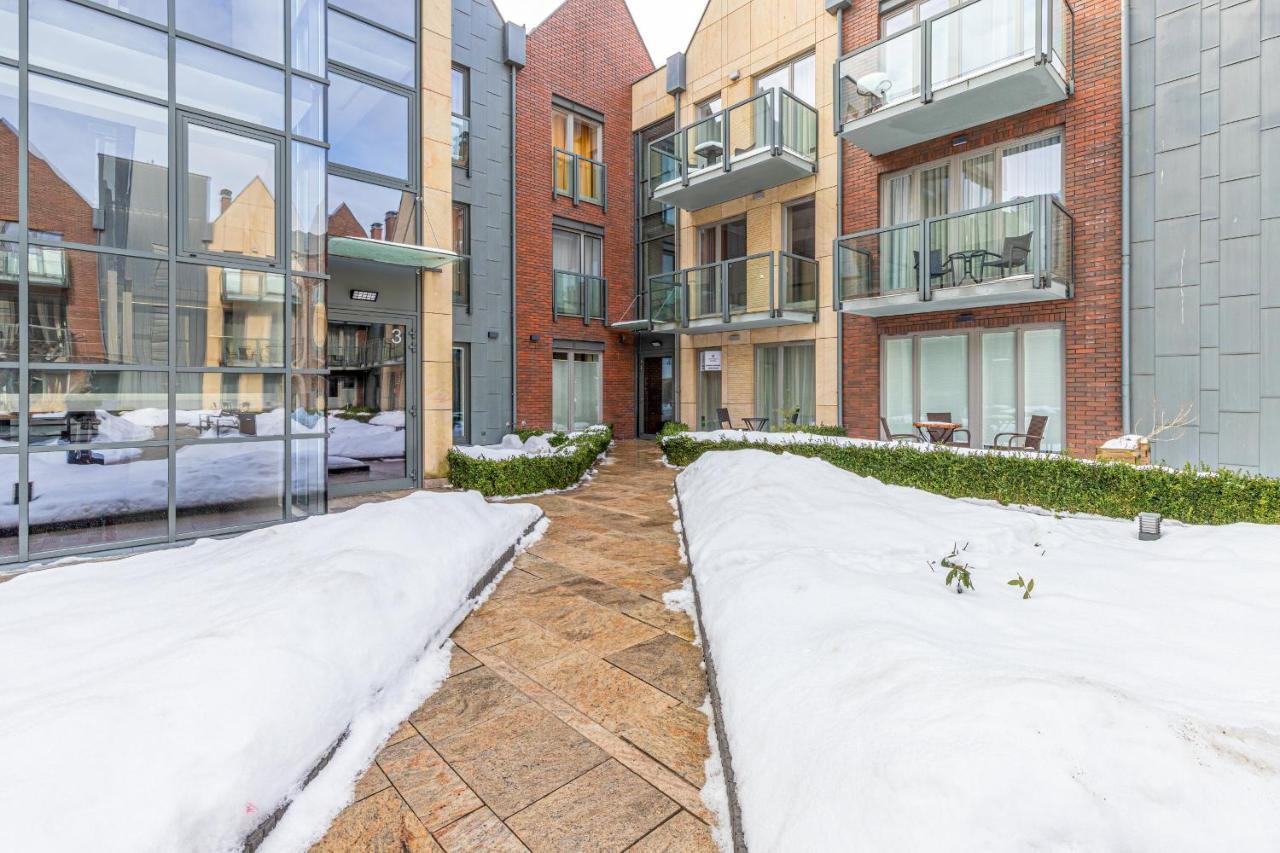 Old Town Neptun Apartments By Noclegi Renters Gdansk Bagian luar foto