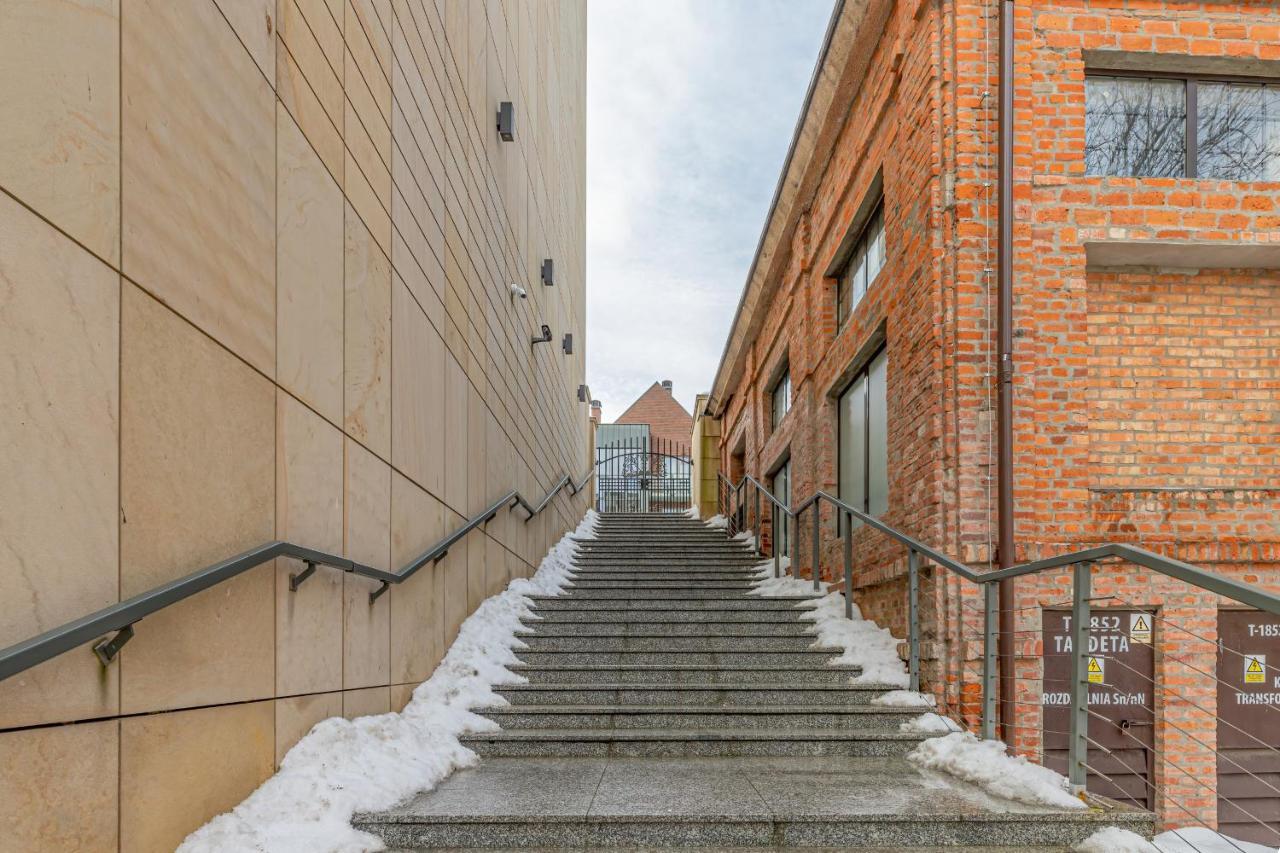 Old Town Neptun Apartments By Noclegi Renters Gdansk Bagian luar foto