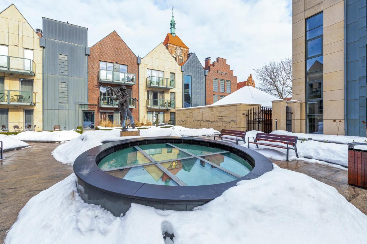 Old Town Neptun Apartments By Noclegi Renters Gdansk Bagian luar foto